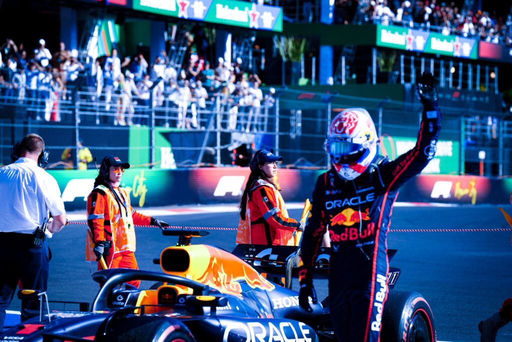 Pressure In Las Vegas: Can Verstappen Convert São Paulo Momentum Into a Win?