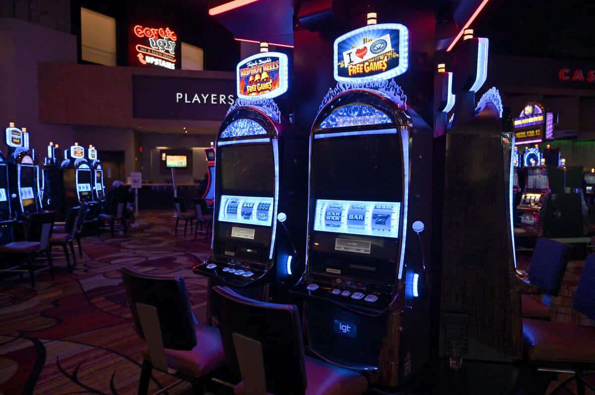 IRS Confirms Higher $2K Slot Jackpot Reporting Limit Starting in 2026