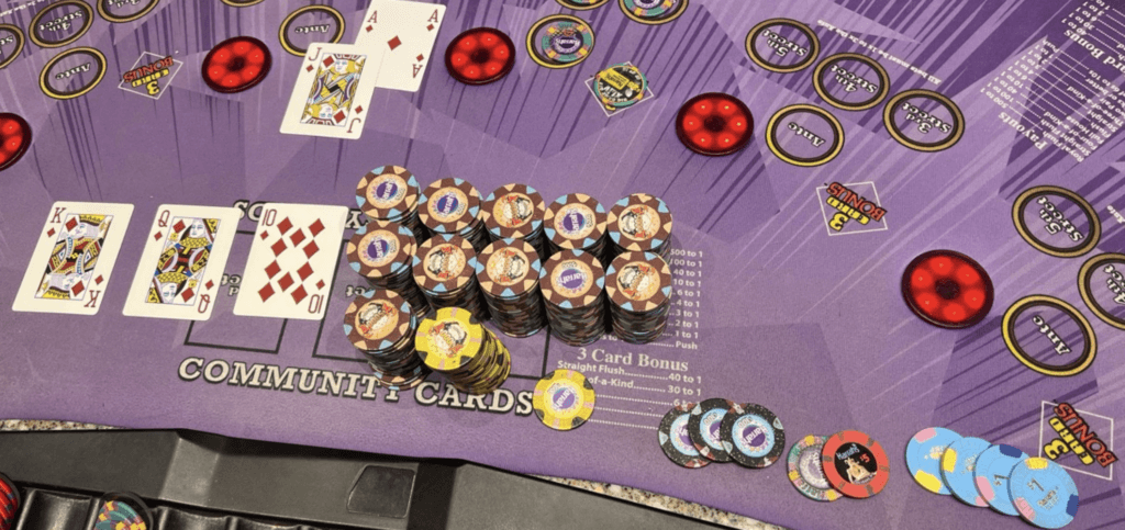 Vegas Player Strikes $1.12m Royal Flush Jackpot at Harrah’s 