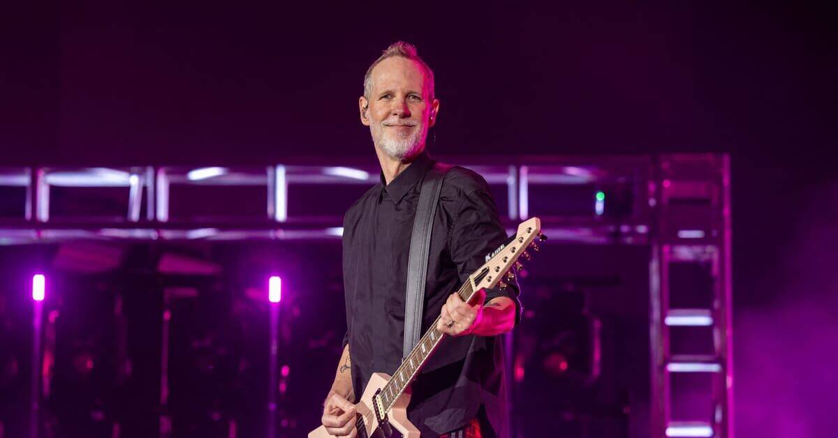 No Doubt’s Tom Dumont Discloses Parkinson’s Diagnosis Ahead of Vegas Residency