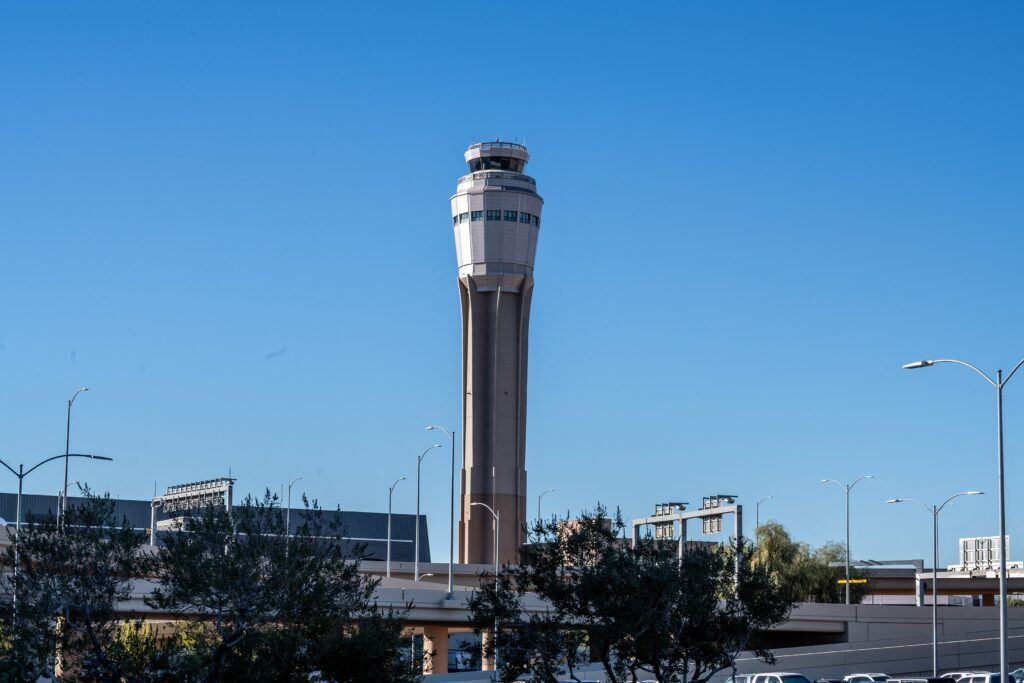Traveler’s Las Vegas Layover Turns Into $3.3m Jackpot at Harry Reid Airport